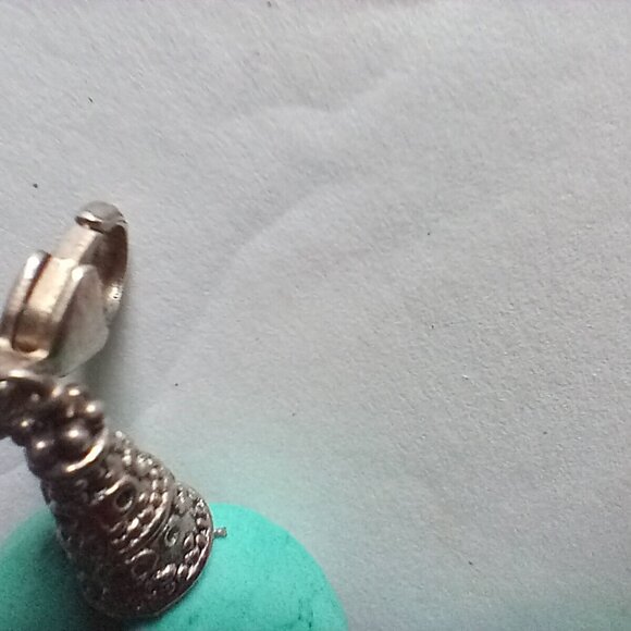 Gorgeous Vintage Native American Tumbled Turquoise and Silver Necklace - Picture 5 of 10